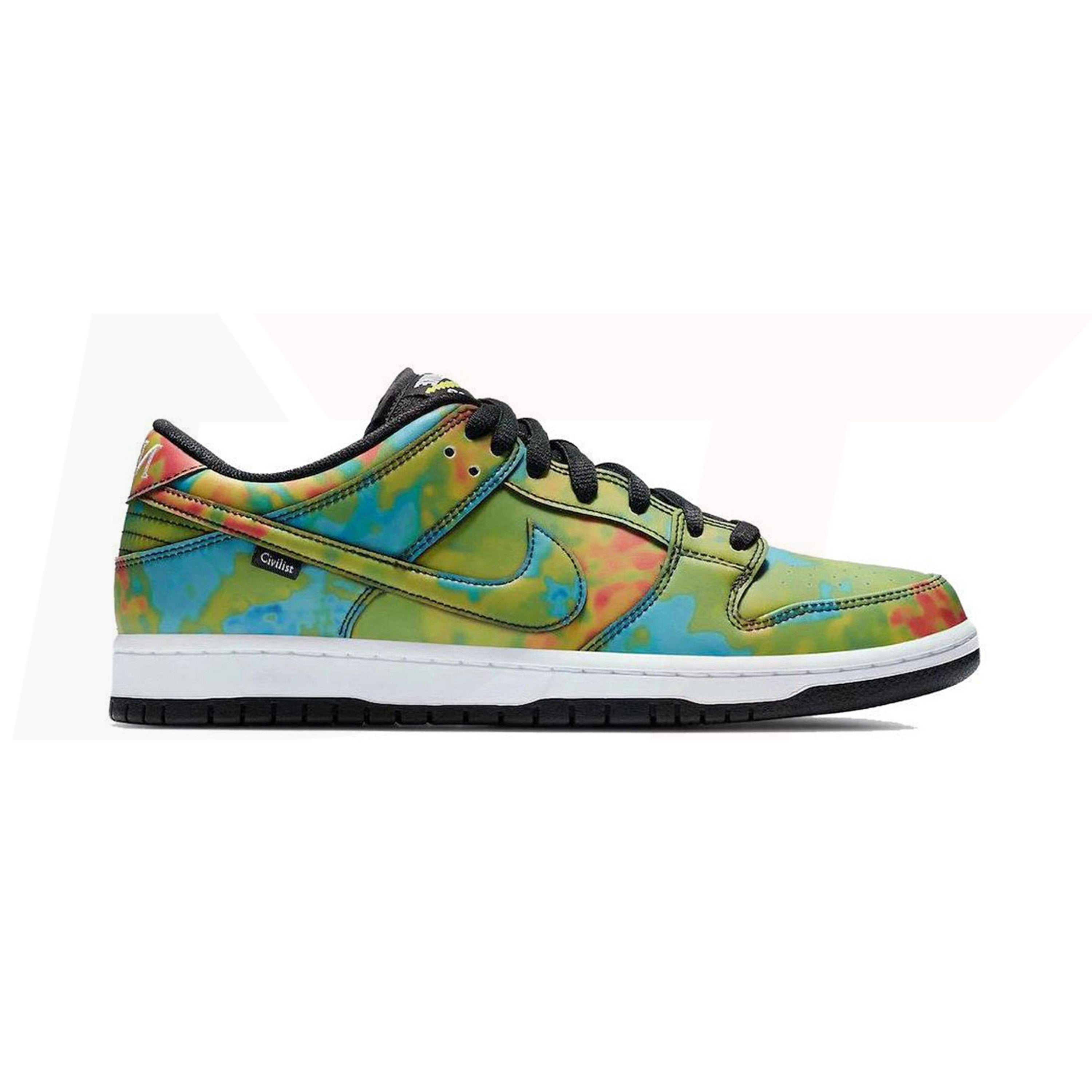SB DUNK LOW - HEAT REACTIVE