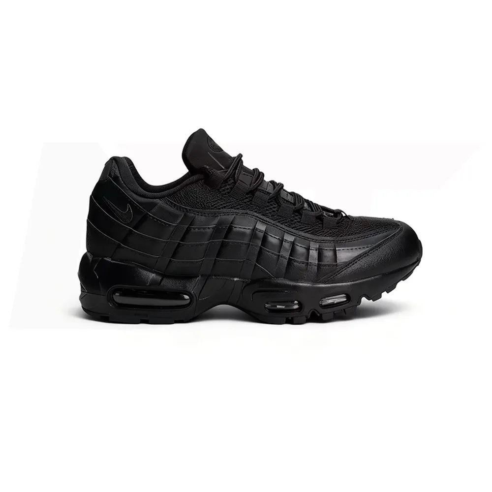 AM 95 - TRIPLE BLACK