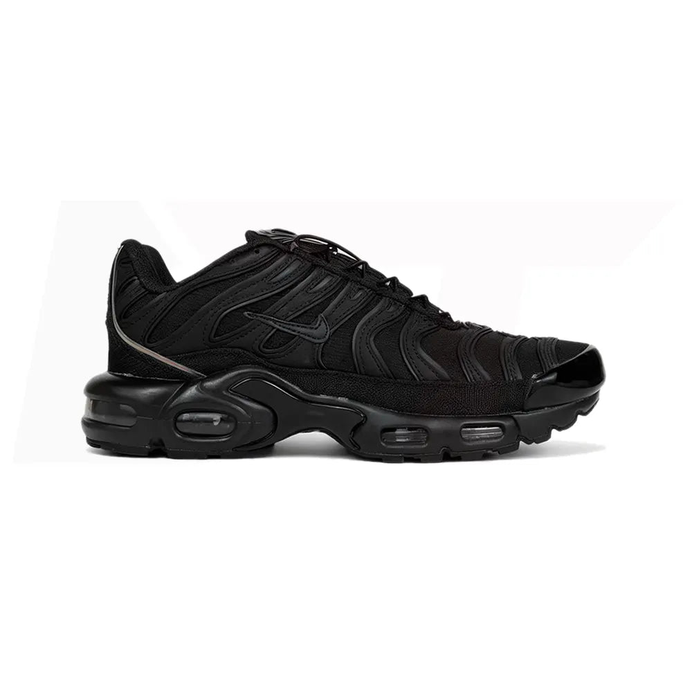 AM PLUS - TRIPLE BLACK