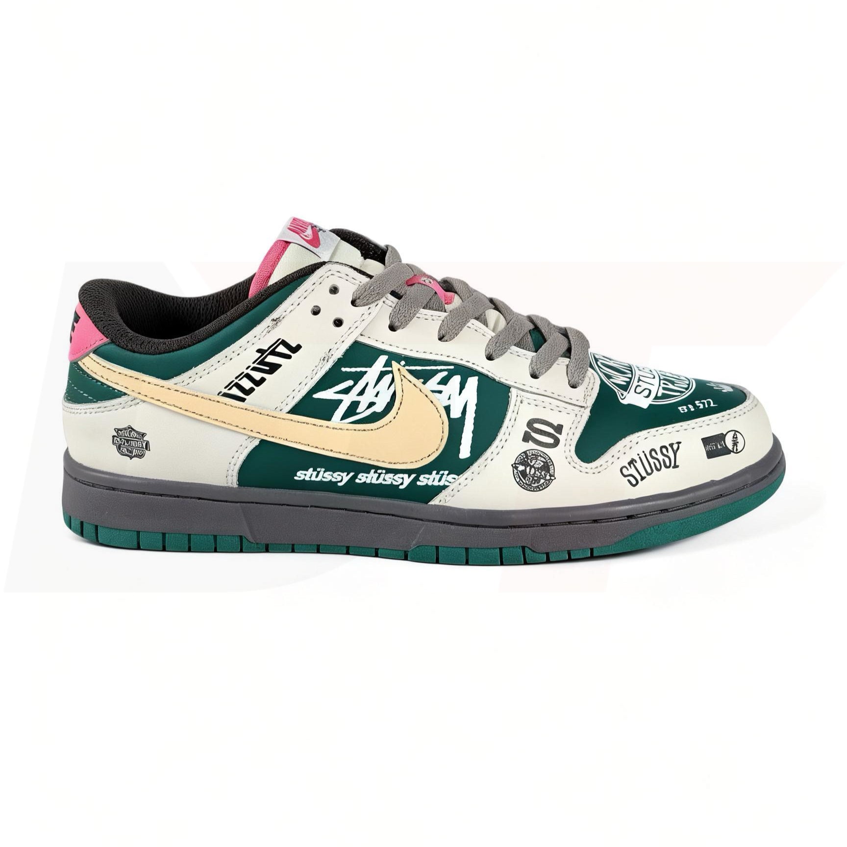 SB DUNK LOW - STUSSY BMW