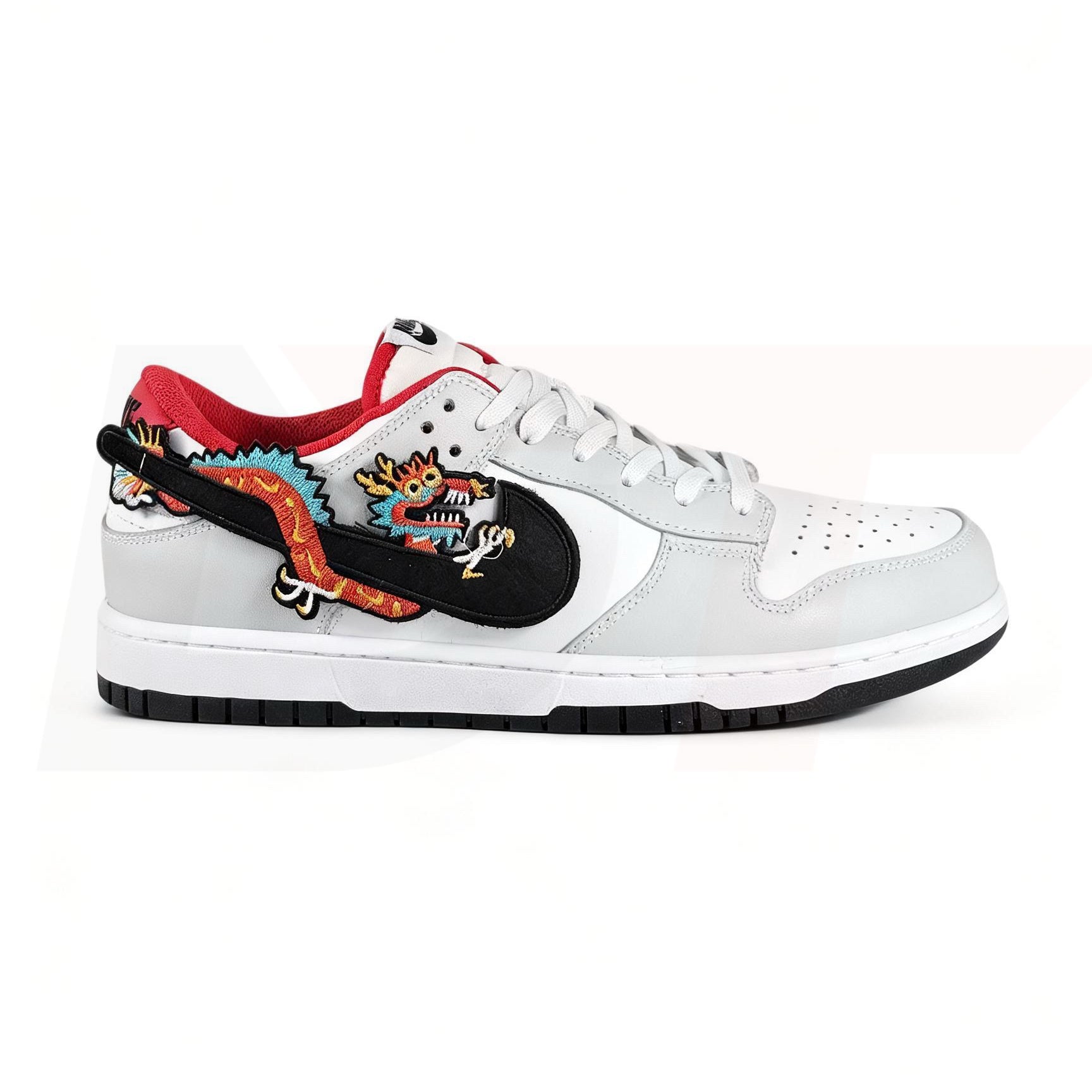 SB DUNK LOW - YEAR OF THE DRAGON