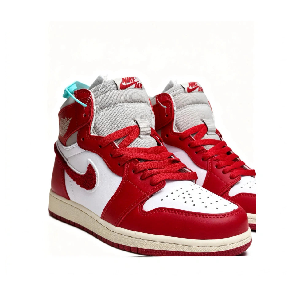 AJ1 VERSITY RED